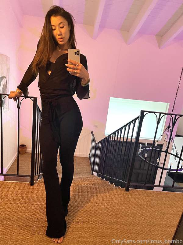 🥳Went out and got crazy last night! 

Check your 📧messages h..