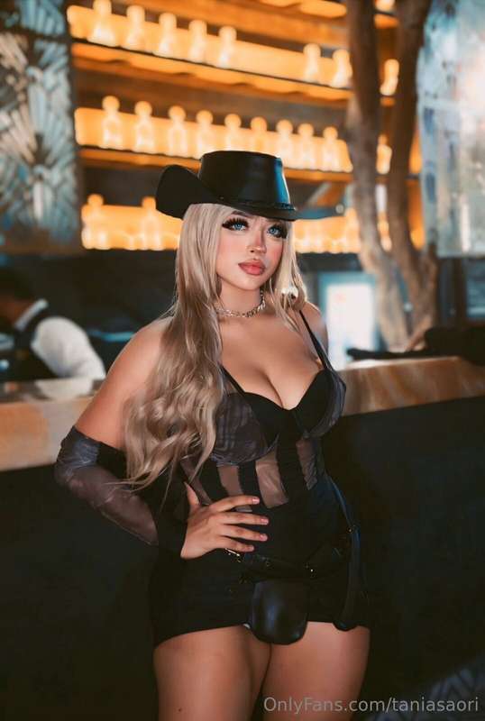 taniasaori