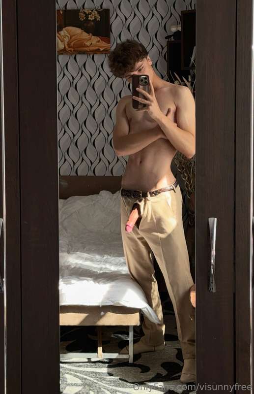 Can you take care of hard boys dick? 🥵