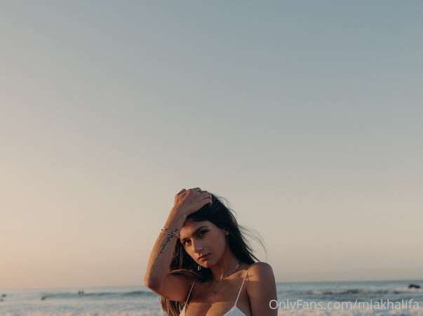 Foto 363 de Mia Khalifa en Tocromo