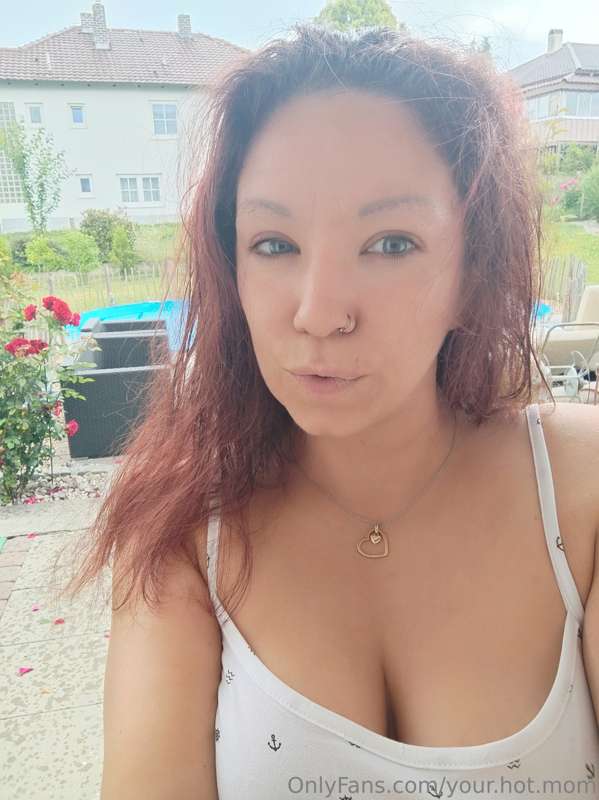 your.hot.mom