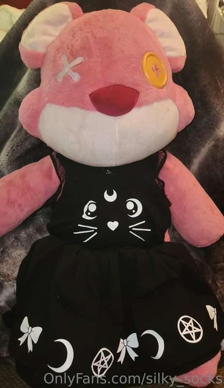 You'll be seeing a super cute set soon baby! 😘😘
Luna is one ..