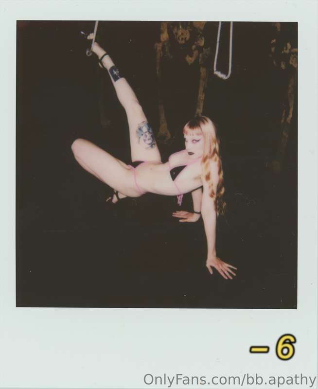 bb.apathy image #4