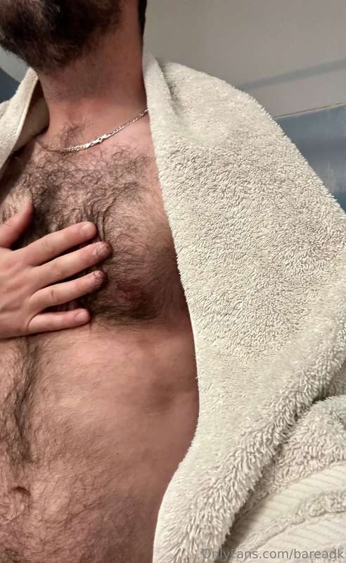 Morning shower 🚿 🐻