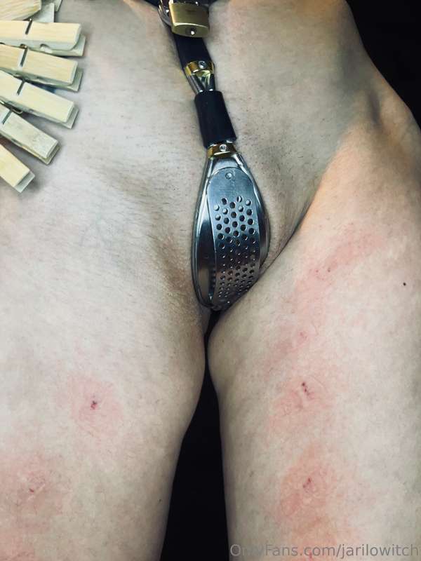 Hey loves! I’m back with another day in my chastity belt for..