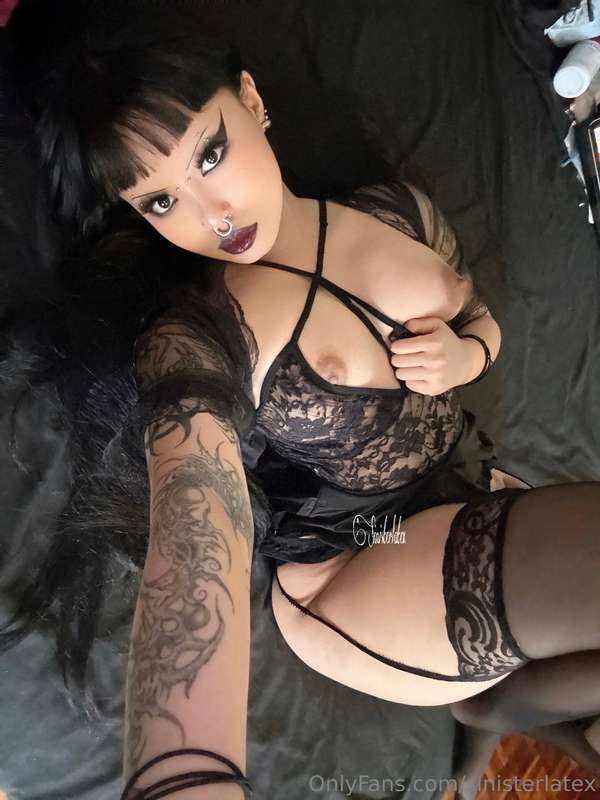 sinisterlatex