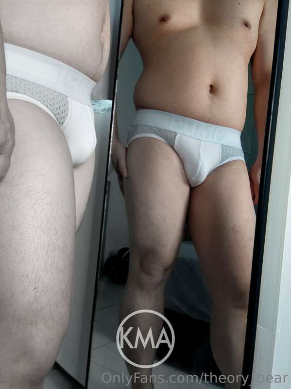 Like to see more? Will post a more NSFW post later ;)