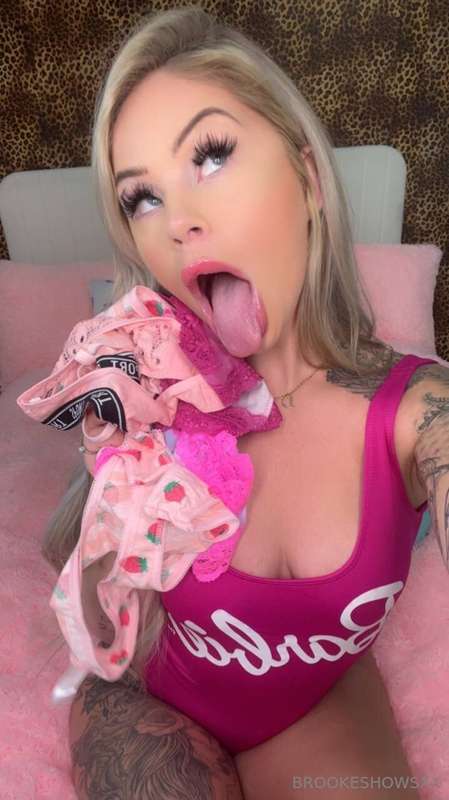 Just a Barbie doing bad things