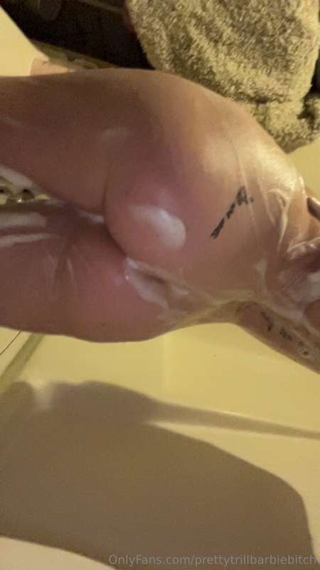 prettytrillbarbiebitch