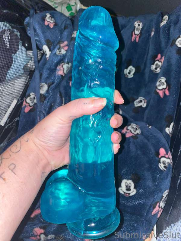 I took the whole thing 😱 my pussy got so creamy 🍦