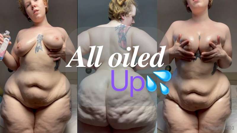 💦All Oiled Up💦 I oil up my whole body for you🙈 I love how sh..