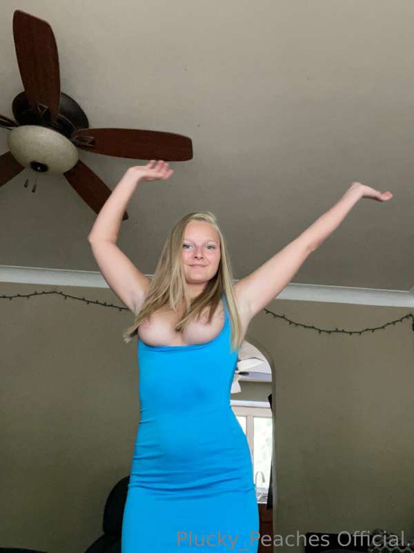 pluckypeaches image #3