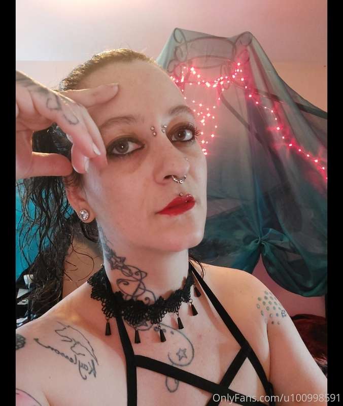 darknyneisha