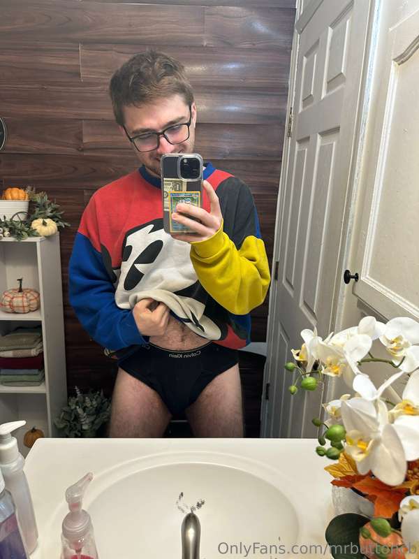 mrbuttoncb image #1