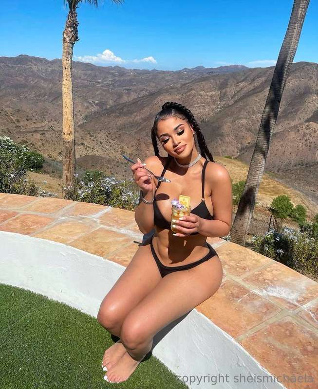 sheismichaela
