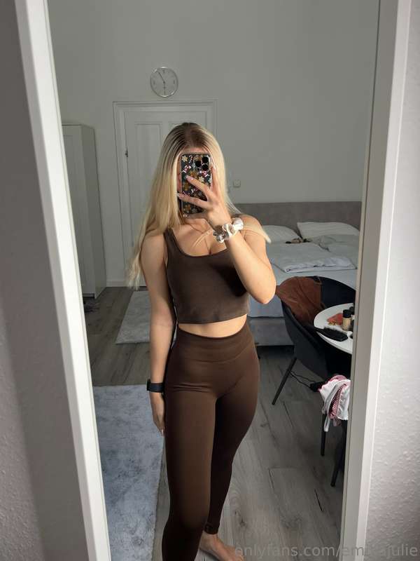 emiliajulie