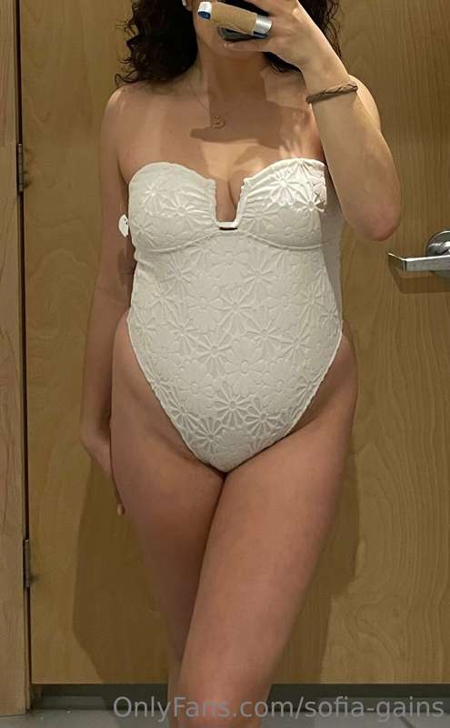 sofia-gains image #4