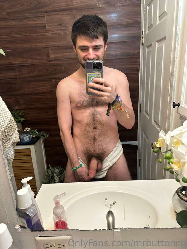 mrbuttoncb image #3