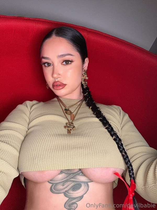 Too hot to handle🔥