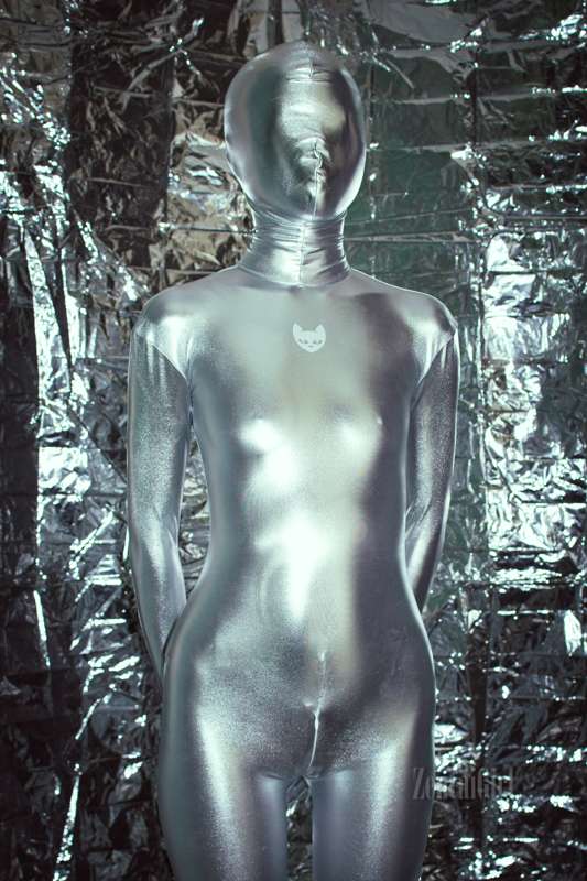 Morph~

The drone programme took her mind away and her ident..