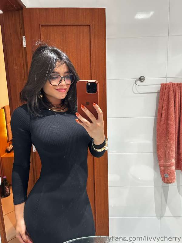 livvycherry