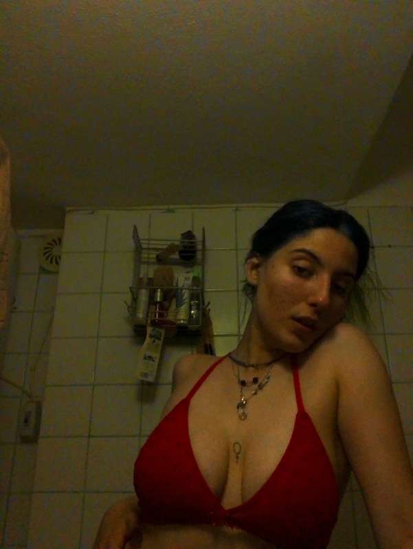 nadeleine image #0