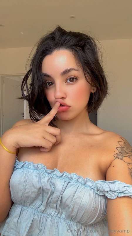 ashleyvamp