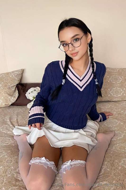 ## Subscribe @sexy.yunno for free today only 😍

## This inno..
