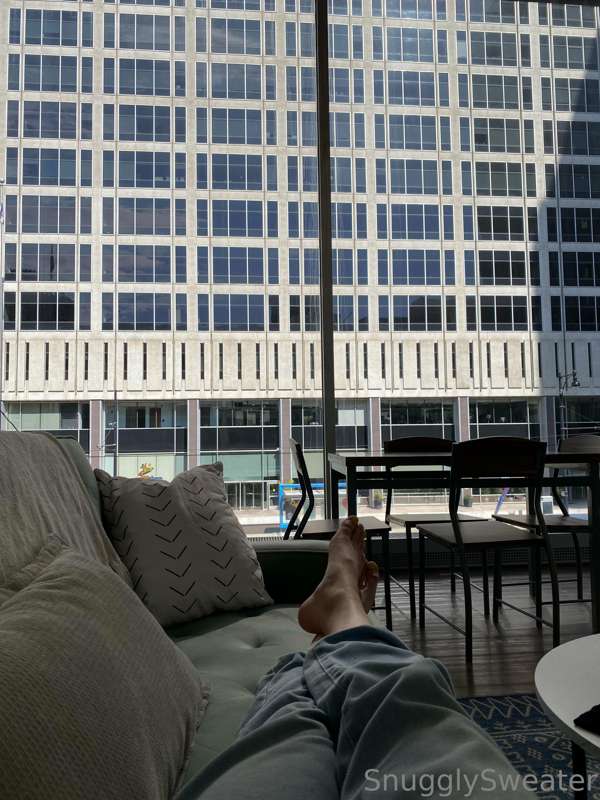 😇 what a nice relaxing Friday morning.