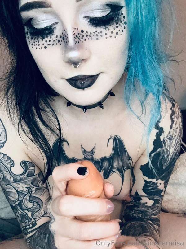 sinistermisa photo