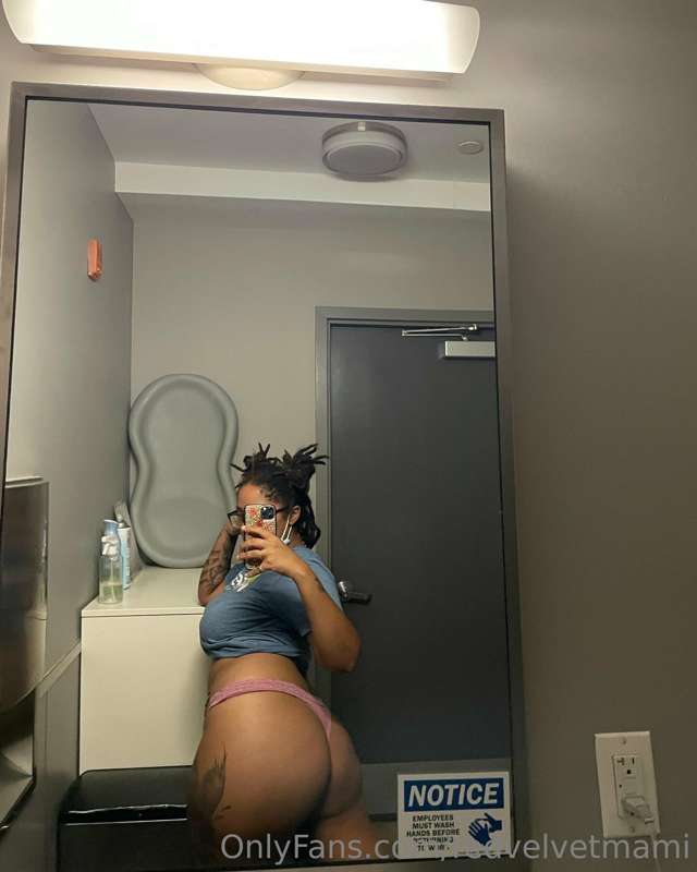 😜