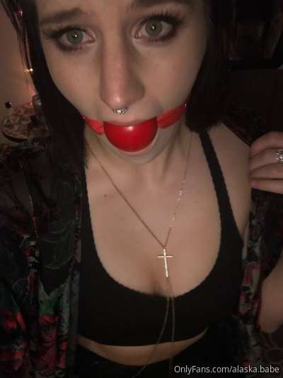 come play with me
