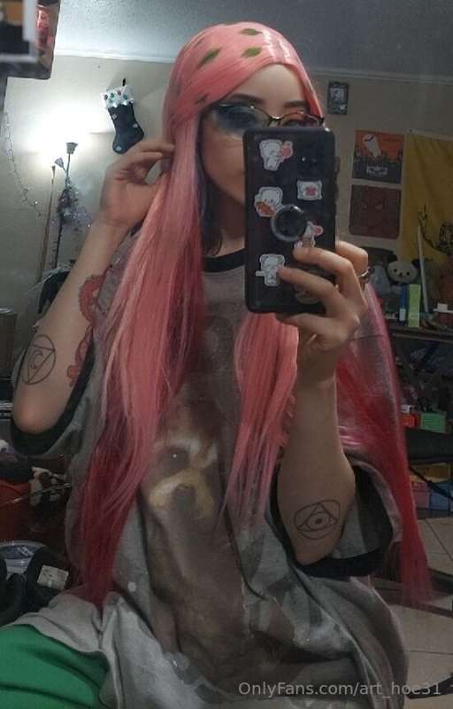 This wig came out so nice. Can you guess the character? 😏