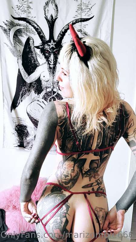 marizombie666 image #1
