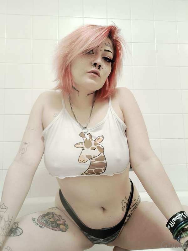 urghostgurl666 image #1