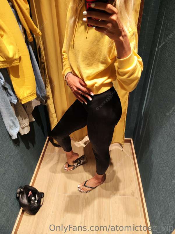 I love big mirrors in dressing rooms 😵‍💫 I could watch mysel..