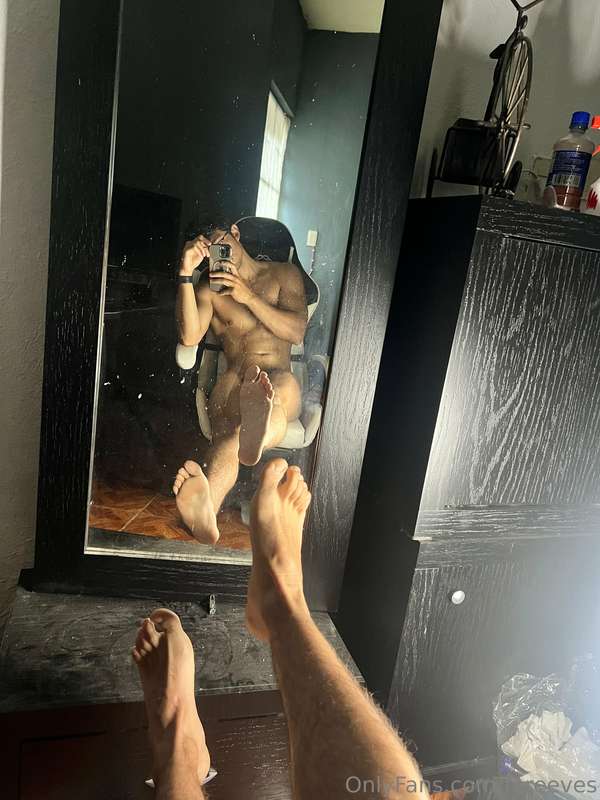 👣💗