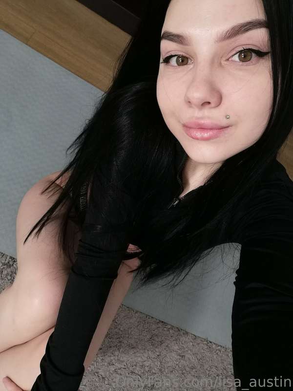 heyy guys 💘 tommorow is my birthday so i'll take a day-off f..