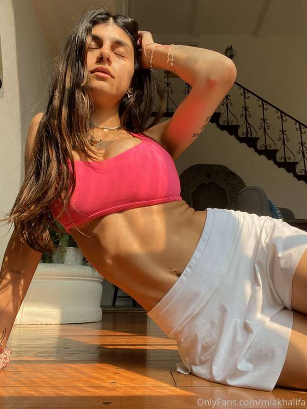 Foto 19 de miakhalifa en Tocromo