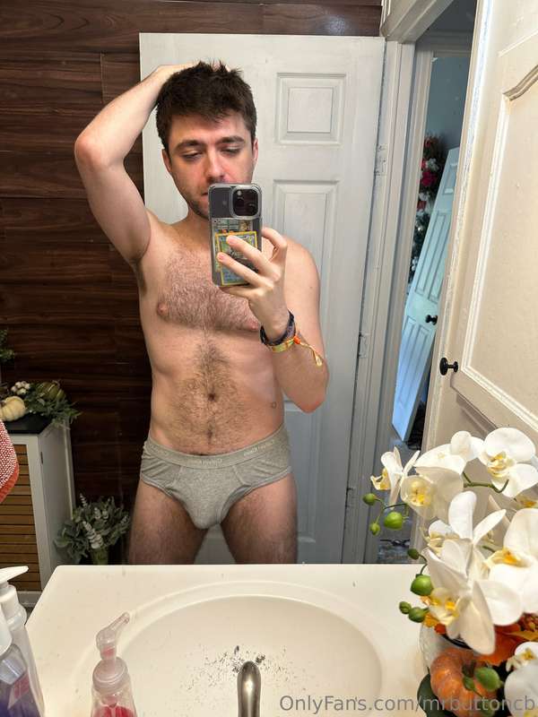 mrbuttoncb image #1