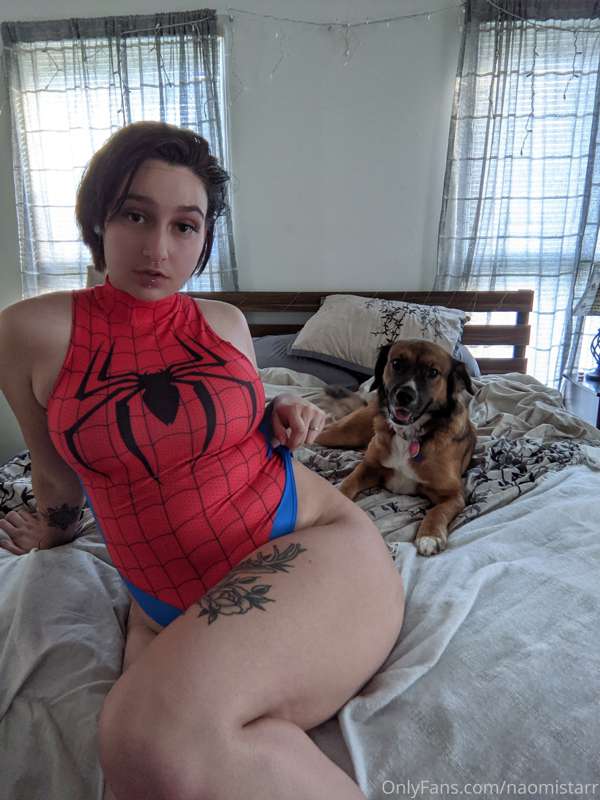 naomistarr