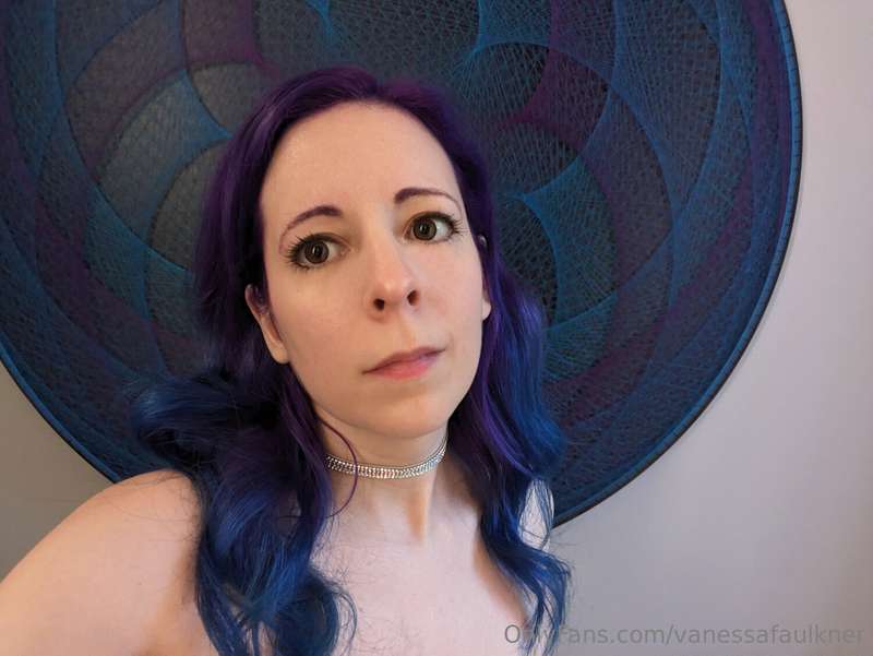 Oh no, I'm trapped in a liminal space. Anyone wanna entertai..
