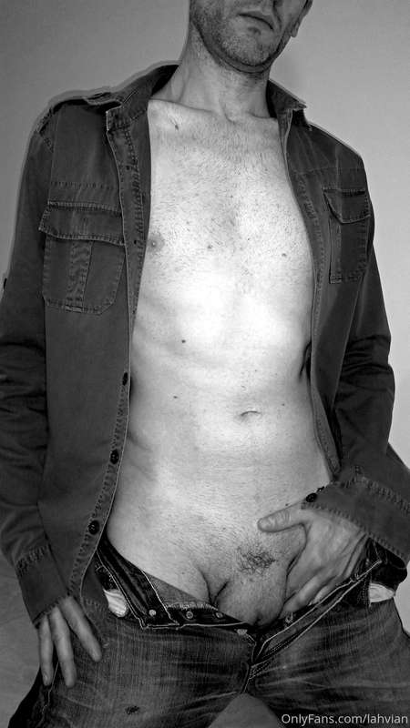 Me trying to be sexy: what a jerk!