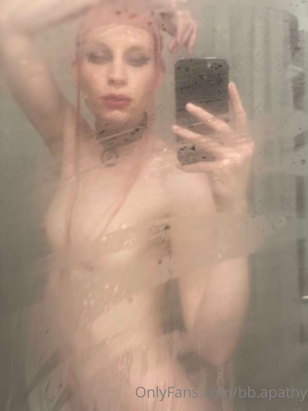 bb.apathy image #3