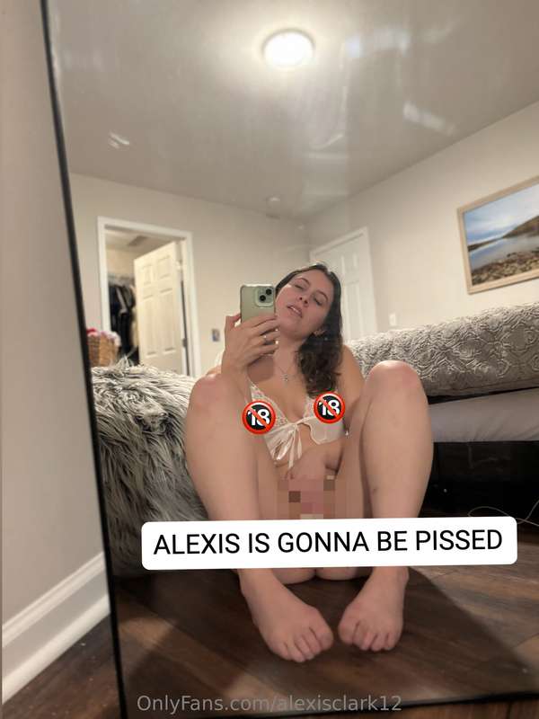 alexisclark12