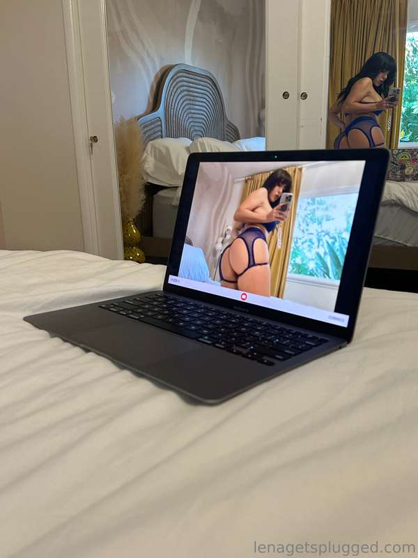 lenatheplug photo