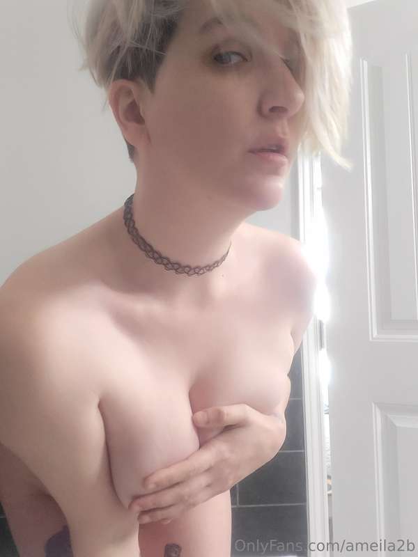 It's been a hot minute since I've given yall some full nude ..