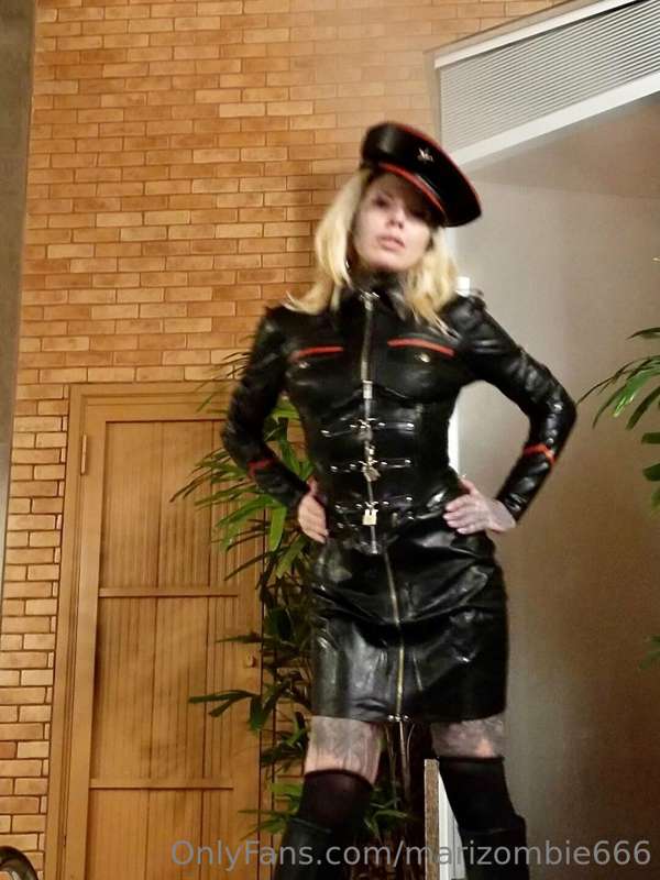 marizombie666 image #11