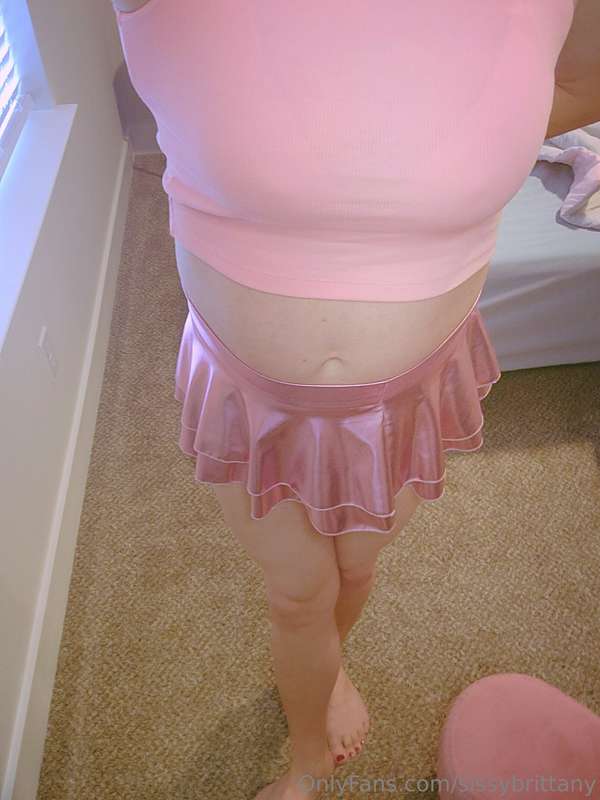 What do you think of this outfit? I love fake tits and fake ..