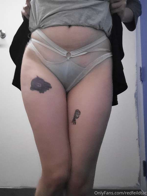 I'm going on a date tonight, do you think my panties are snu..